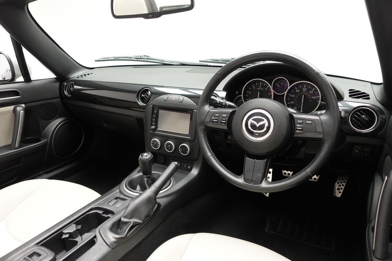 Mazda MX-5 - Image 15