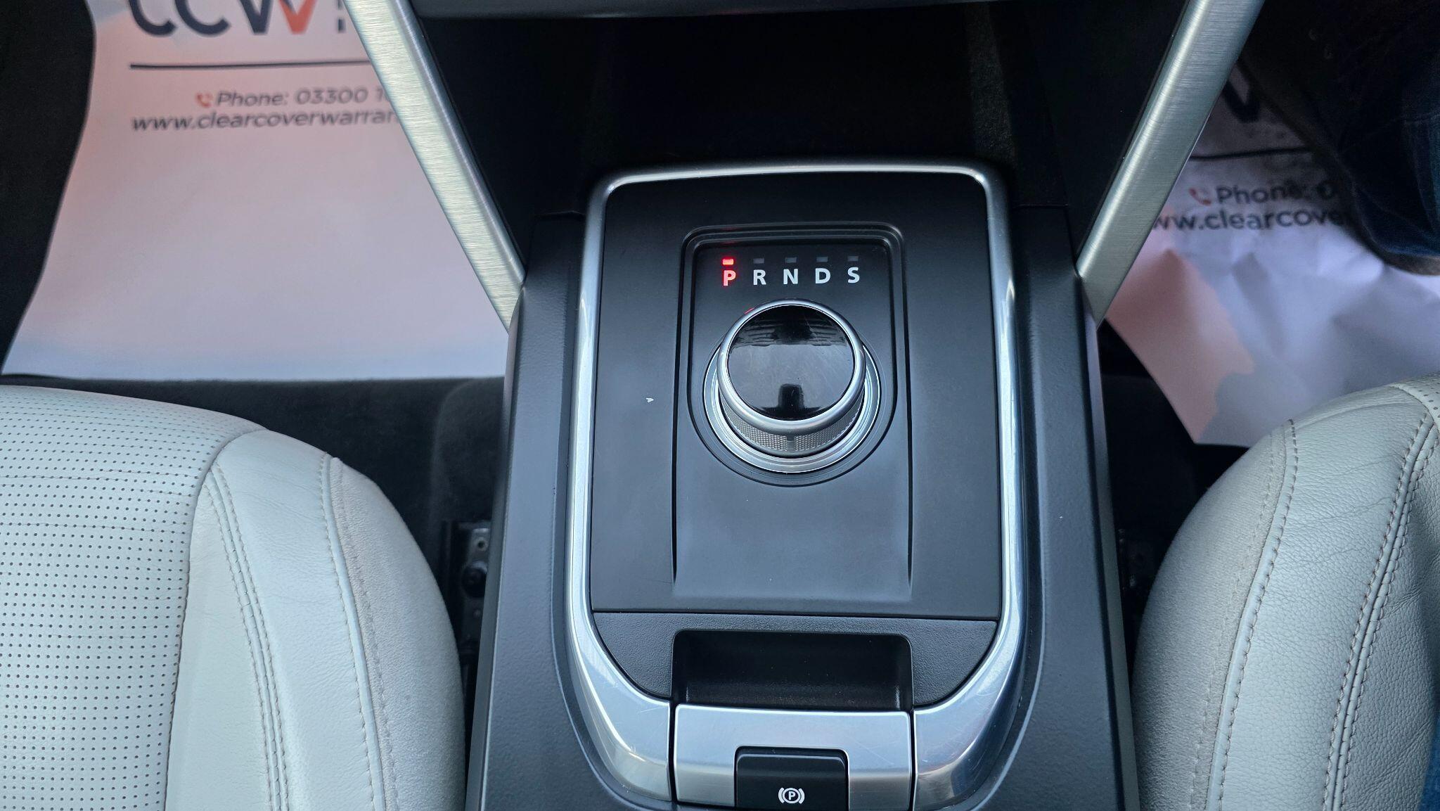 Land Rover DISCOVERY SPORT - Image 38