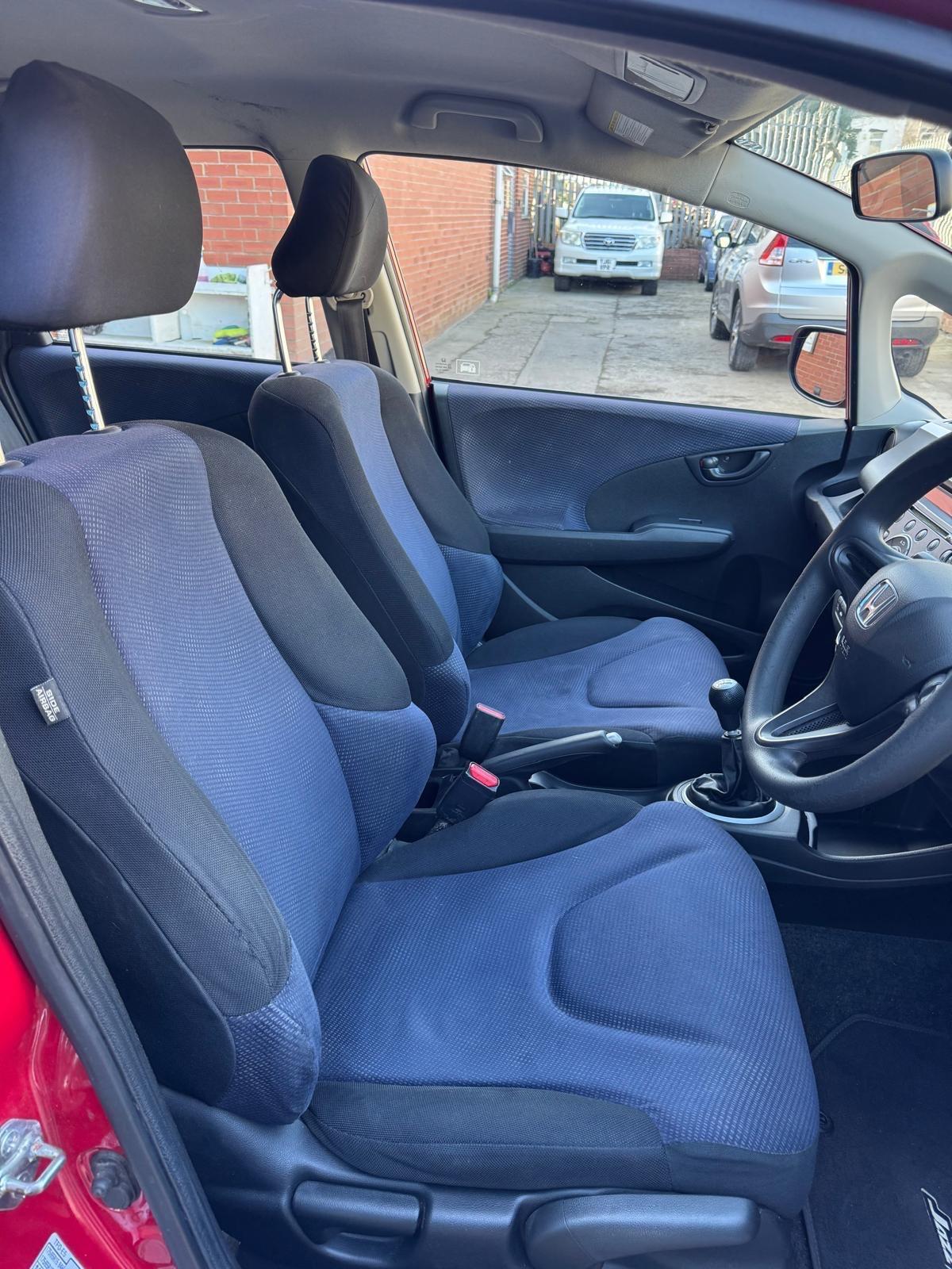 Honda Jazz - Image 10