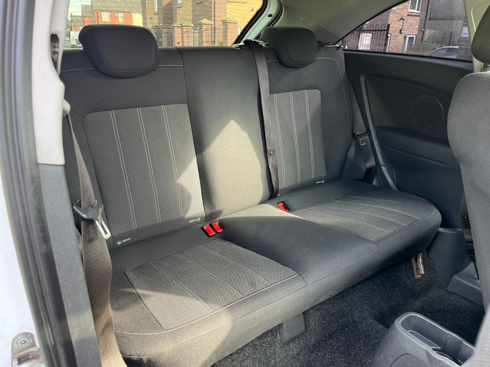 Vauxhall Corsa - Image 12