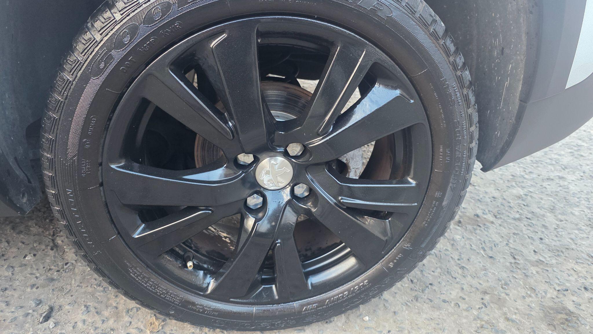 Peugeot 2008 - Image 51