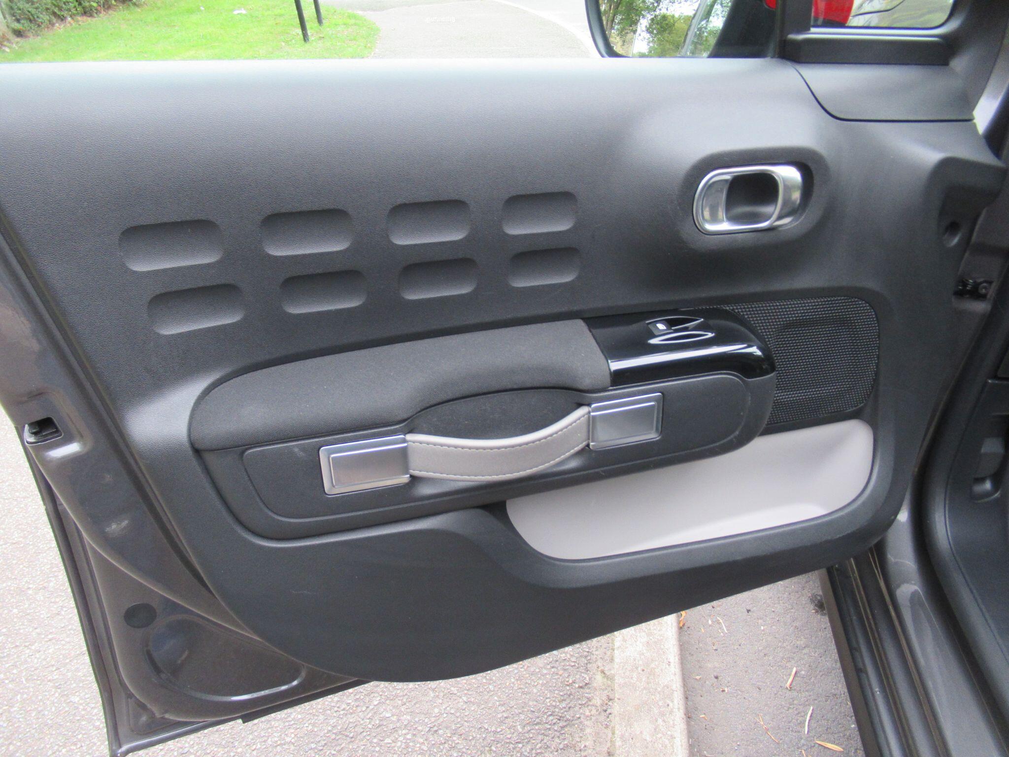 Citroen C3 - Image 32