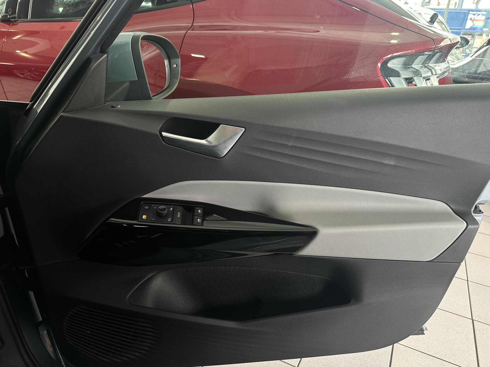 Volkswagen ID.3 - Image 13