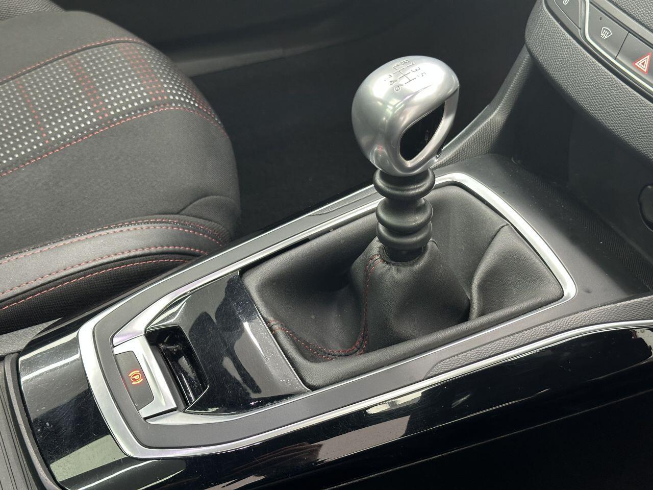 Peugeot 308 - Image 18