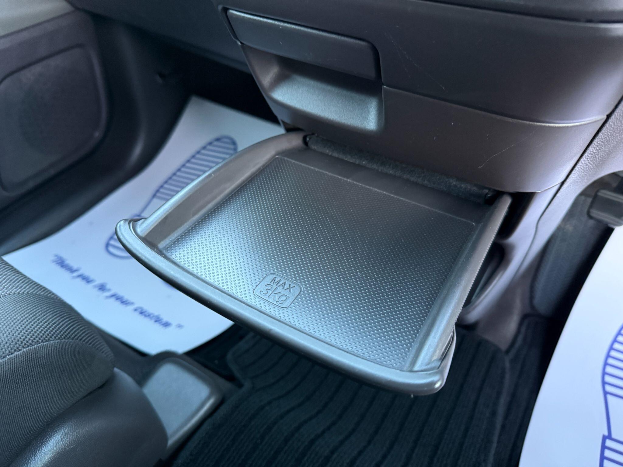 Honda Freed - Image 60