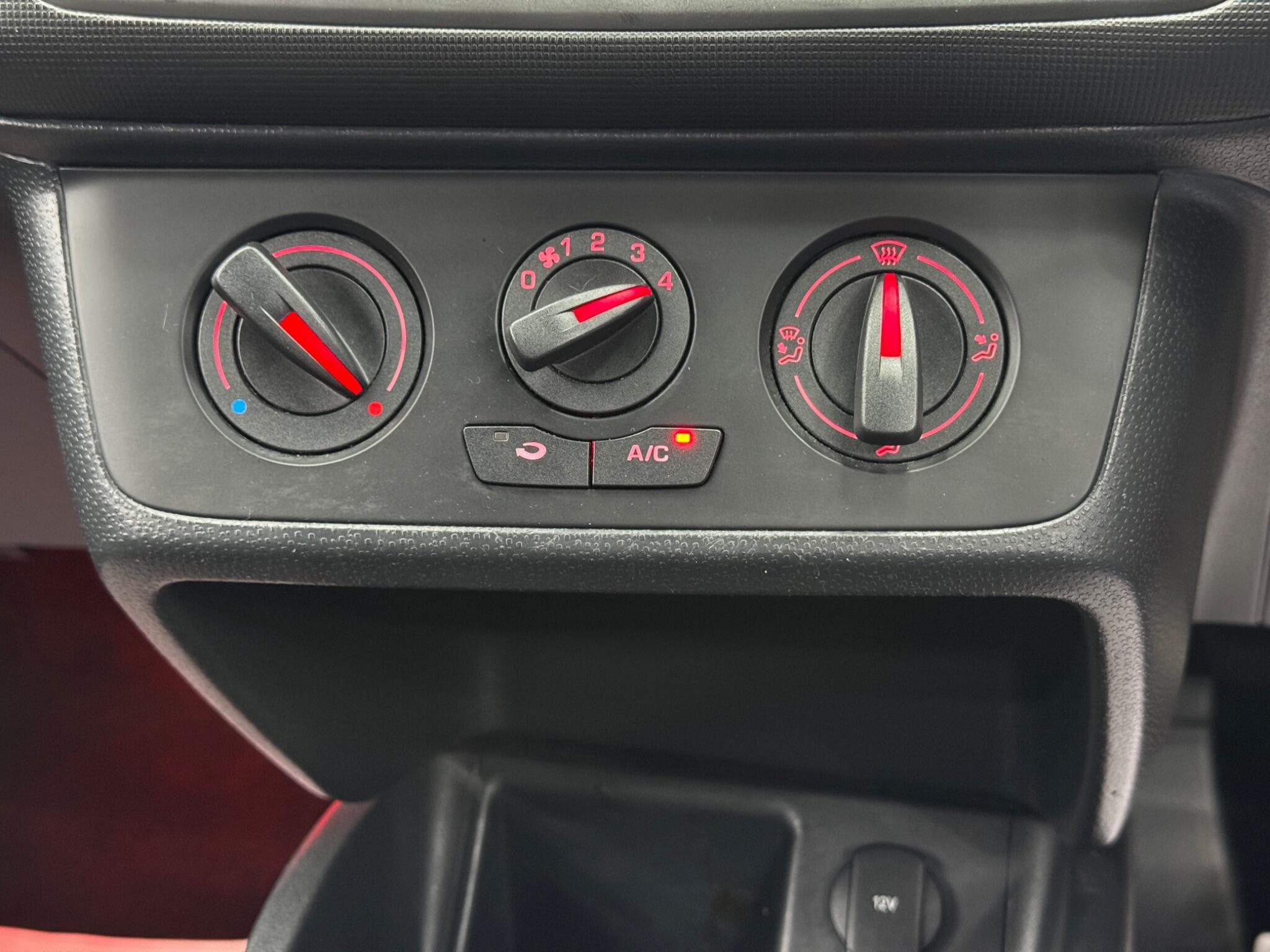 SEAT Ibiza - Image 25