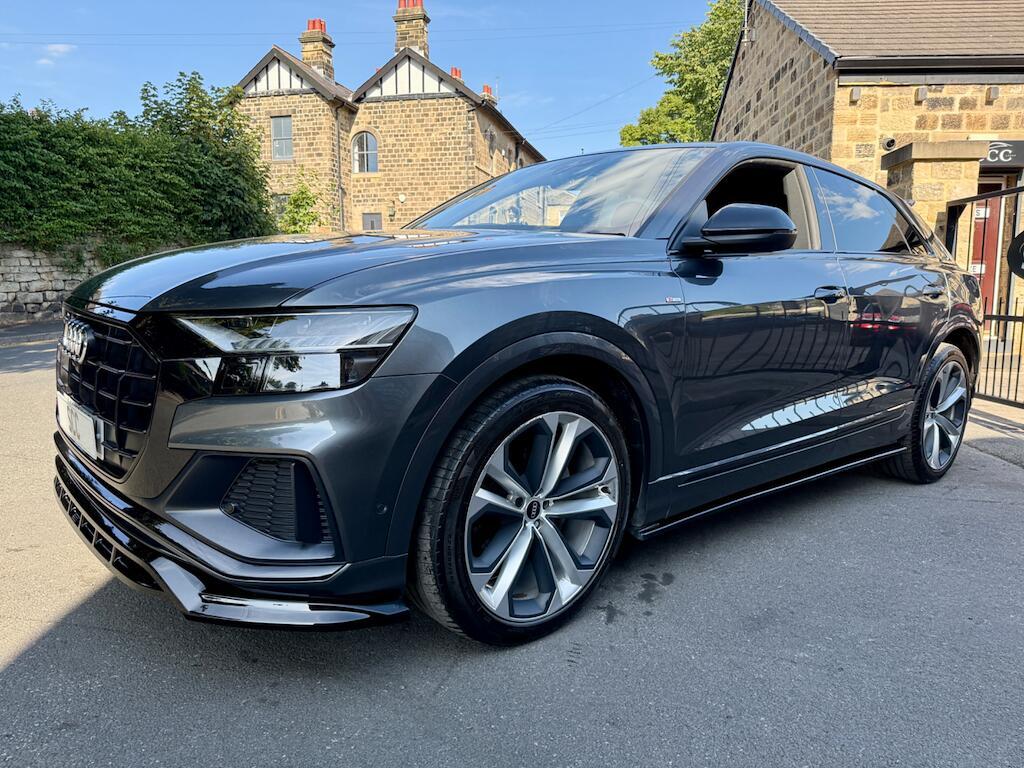 Audi Q8 - Image 6