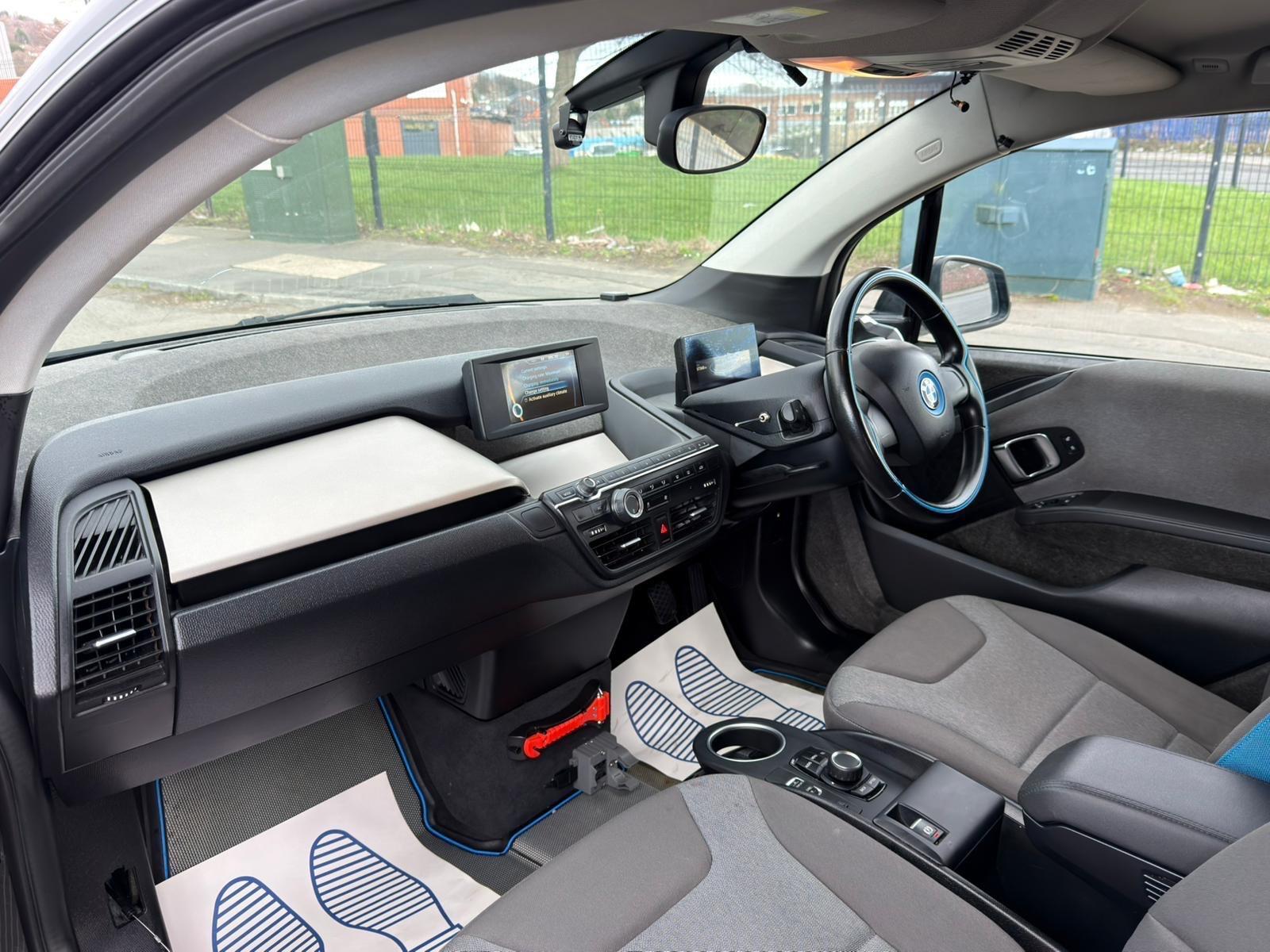 BMW i3 - Image 32
