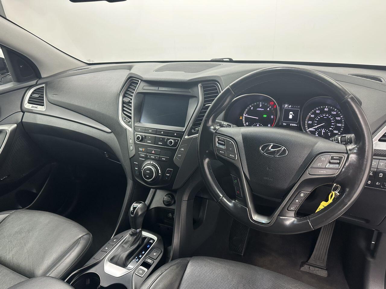 Hyundai Santa Fe - Image 18