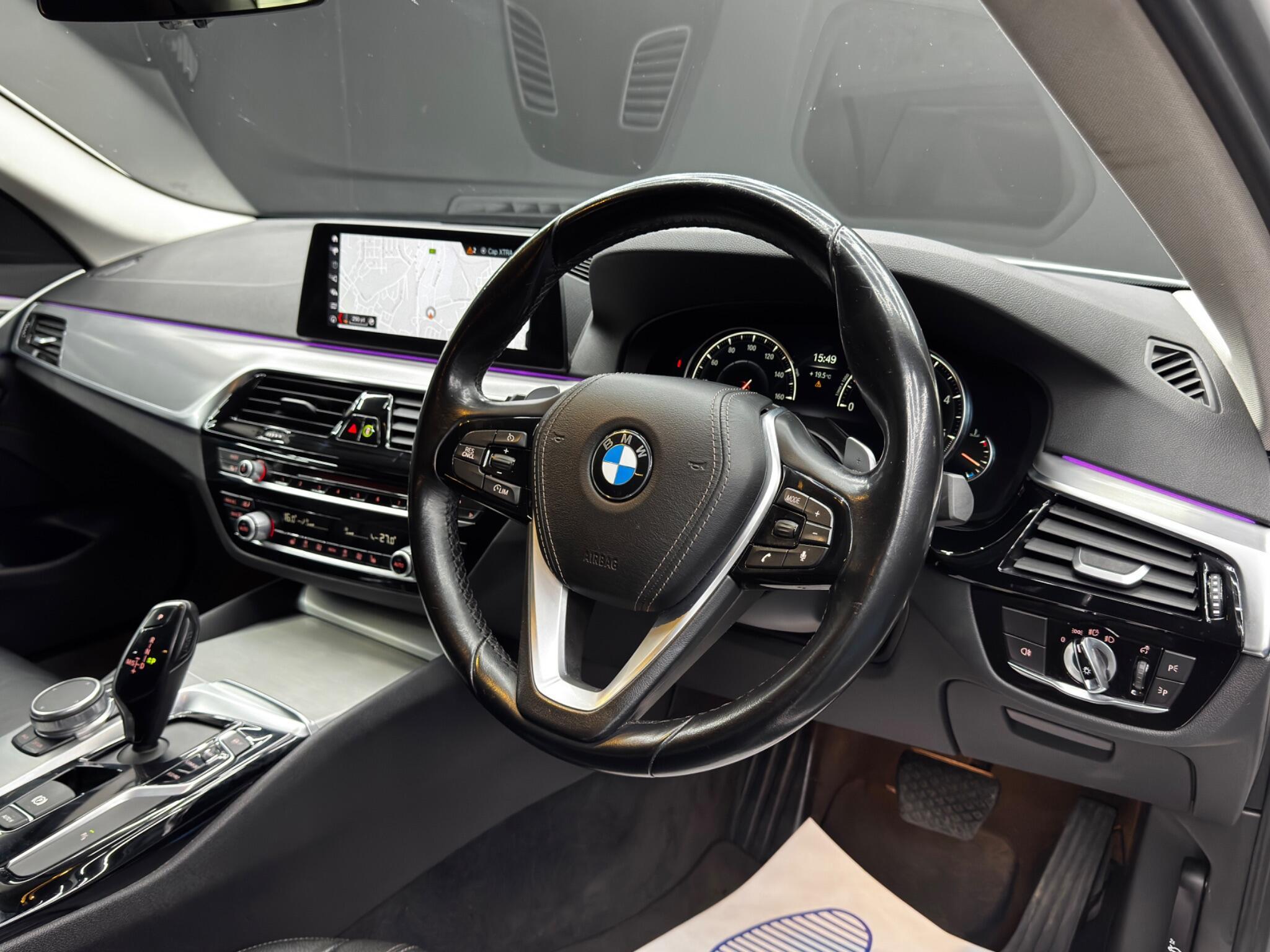 BMW 5 Series - Image 9