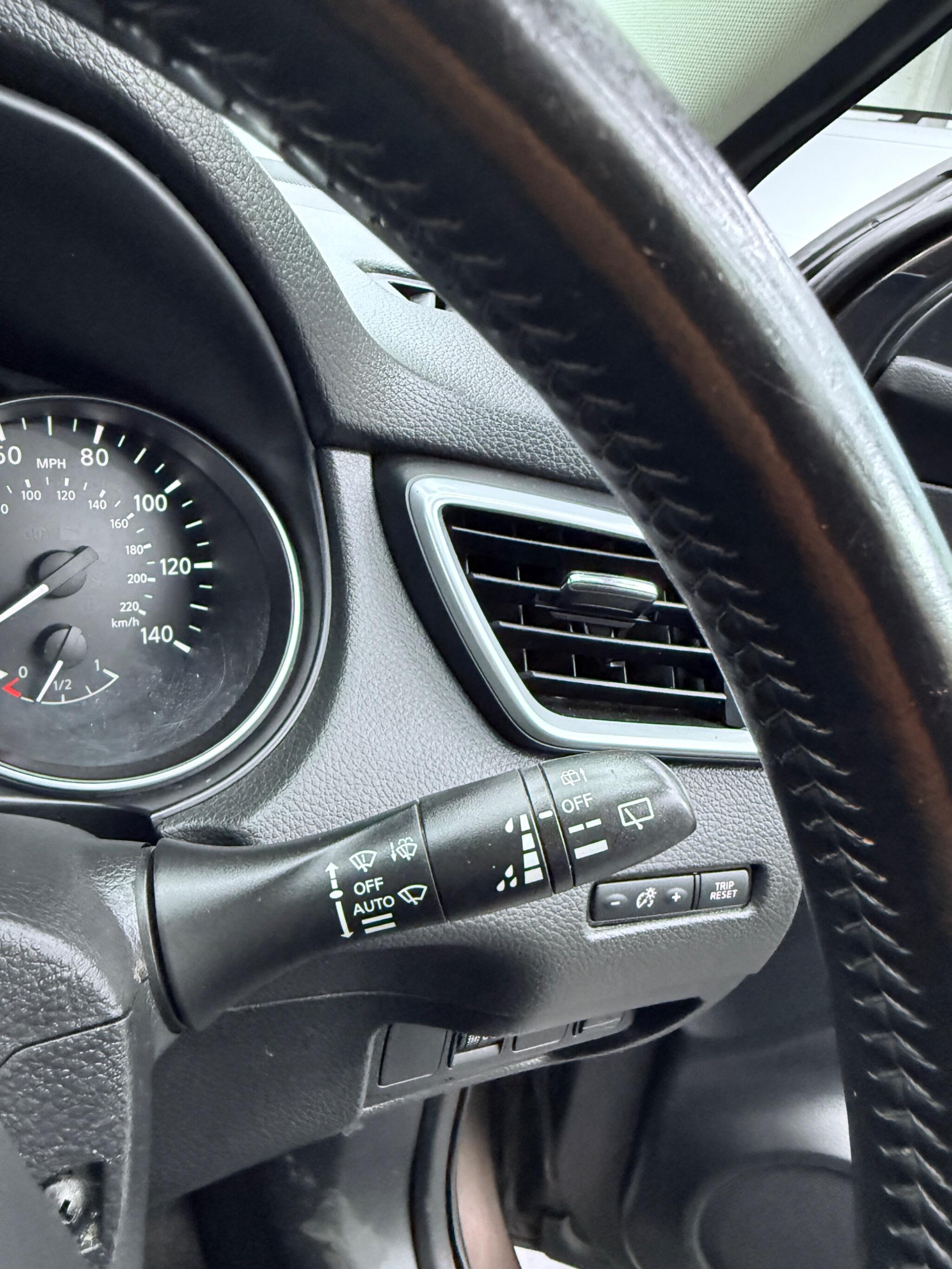 Nissan Qashqai - Image 23