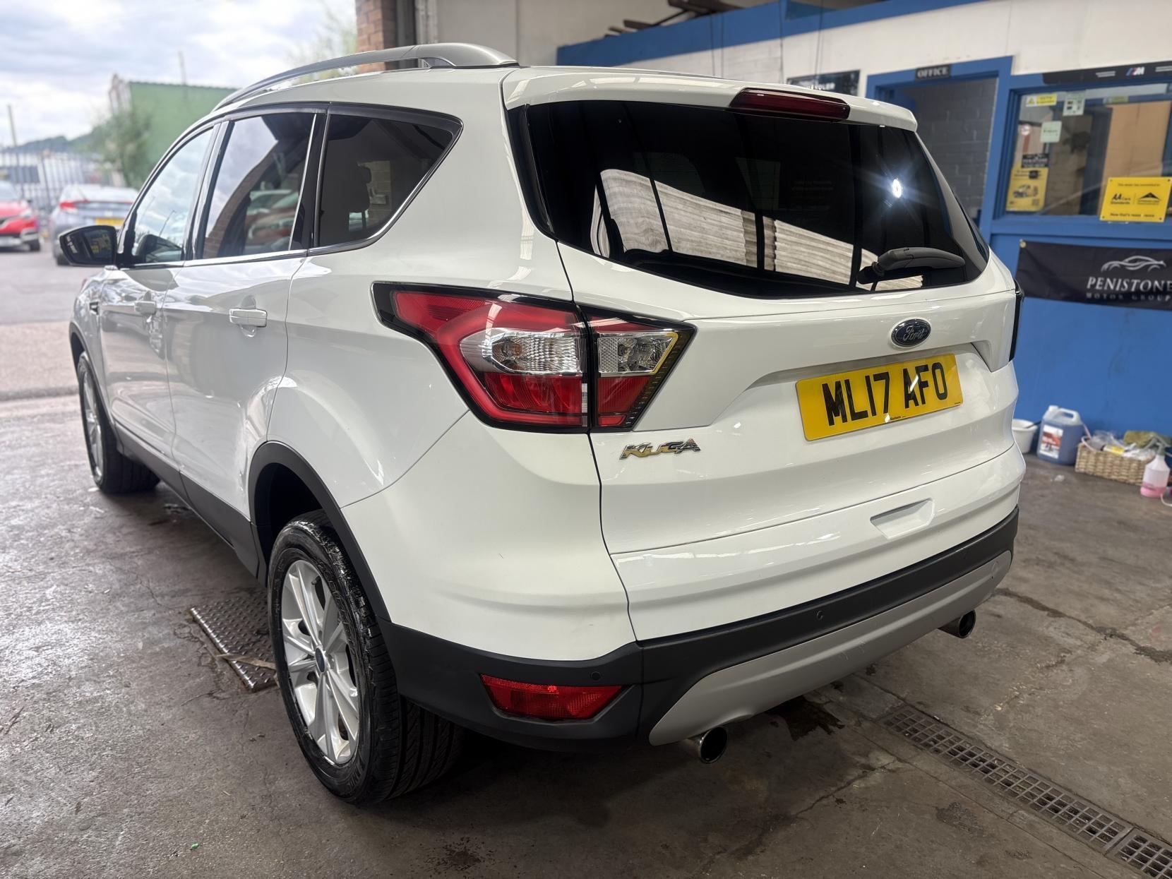 Ford Kuga - Image 6