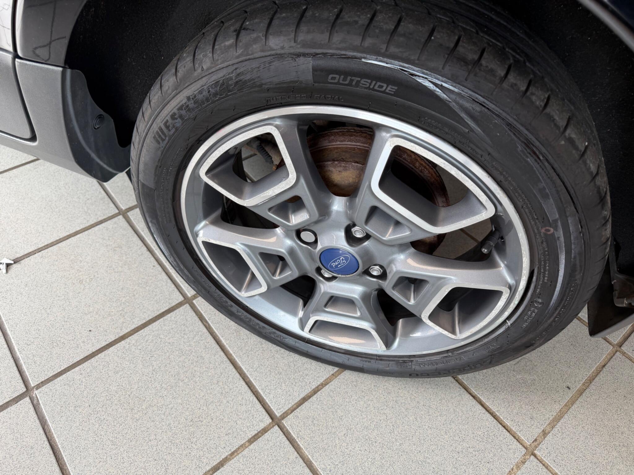 Ford Ecosport - Image 14