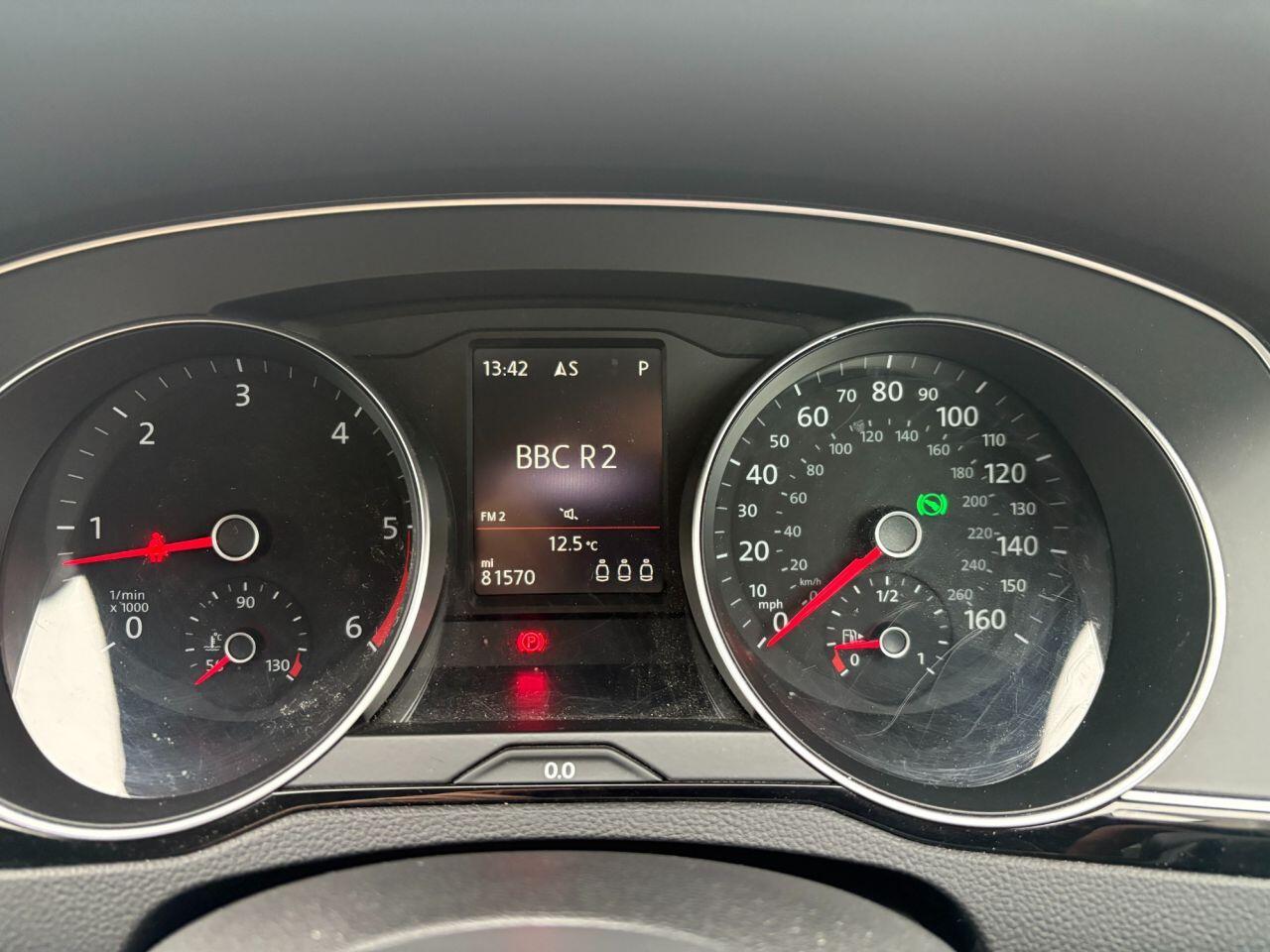 Volkswagen Passat - Image 6