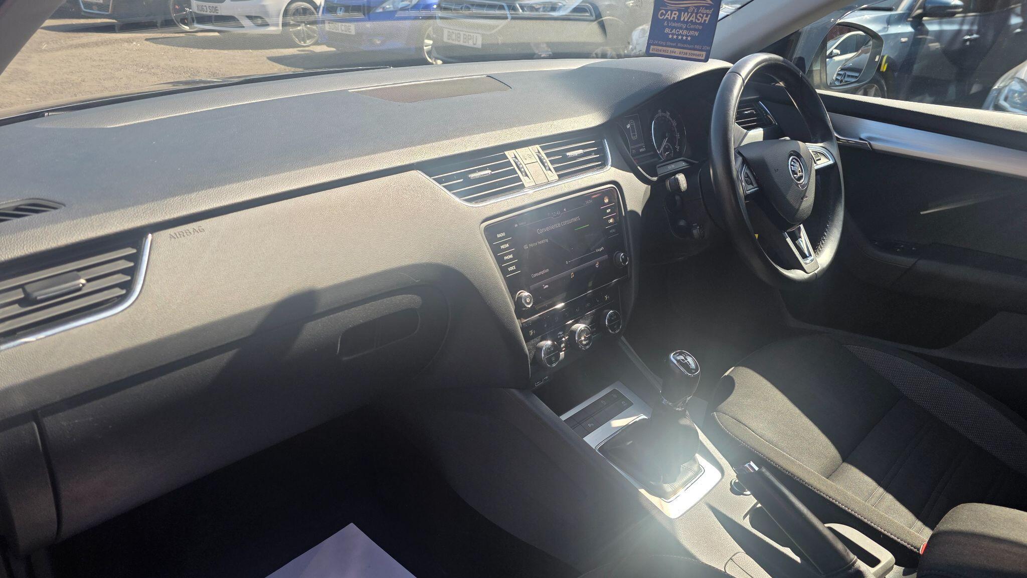 Skoda Octavia - Image 13