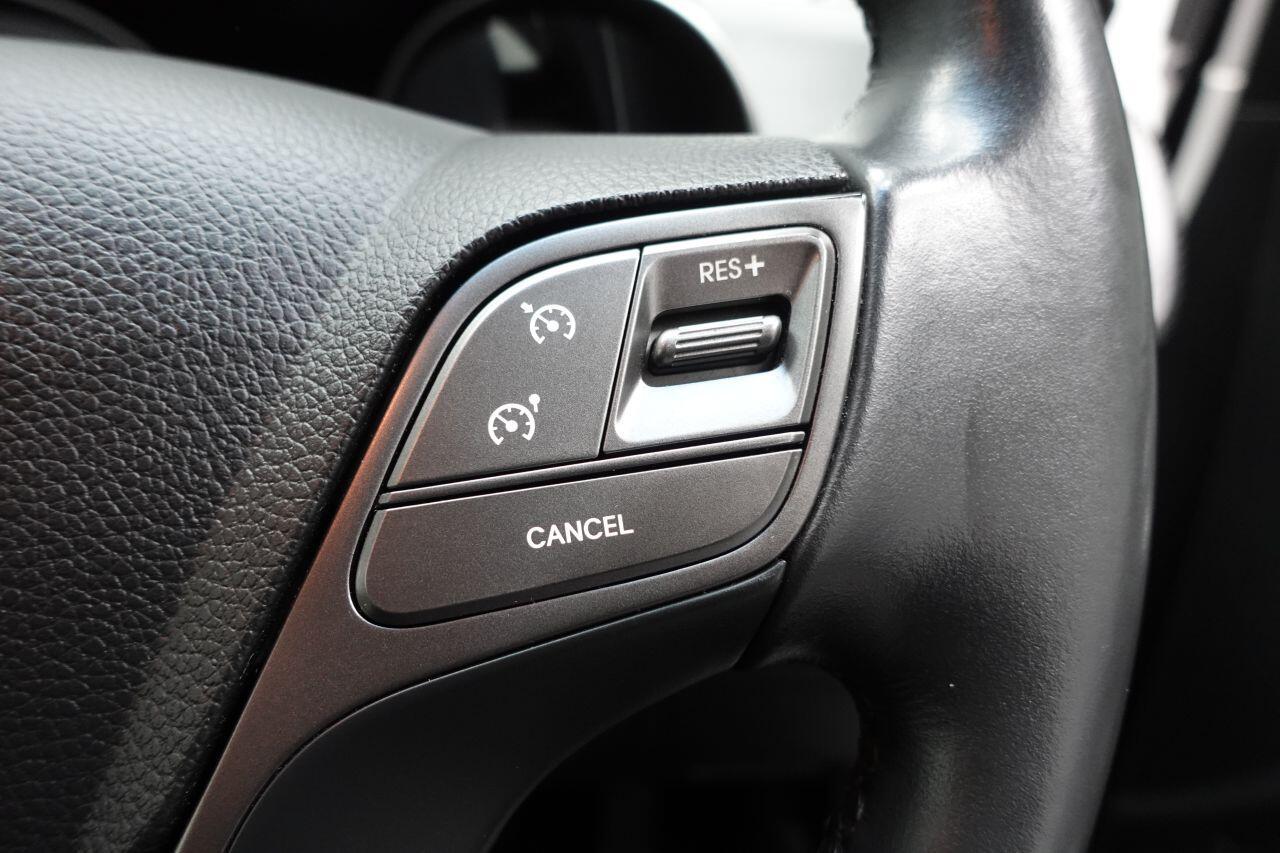 Hyundai Santa Fe - Image 27