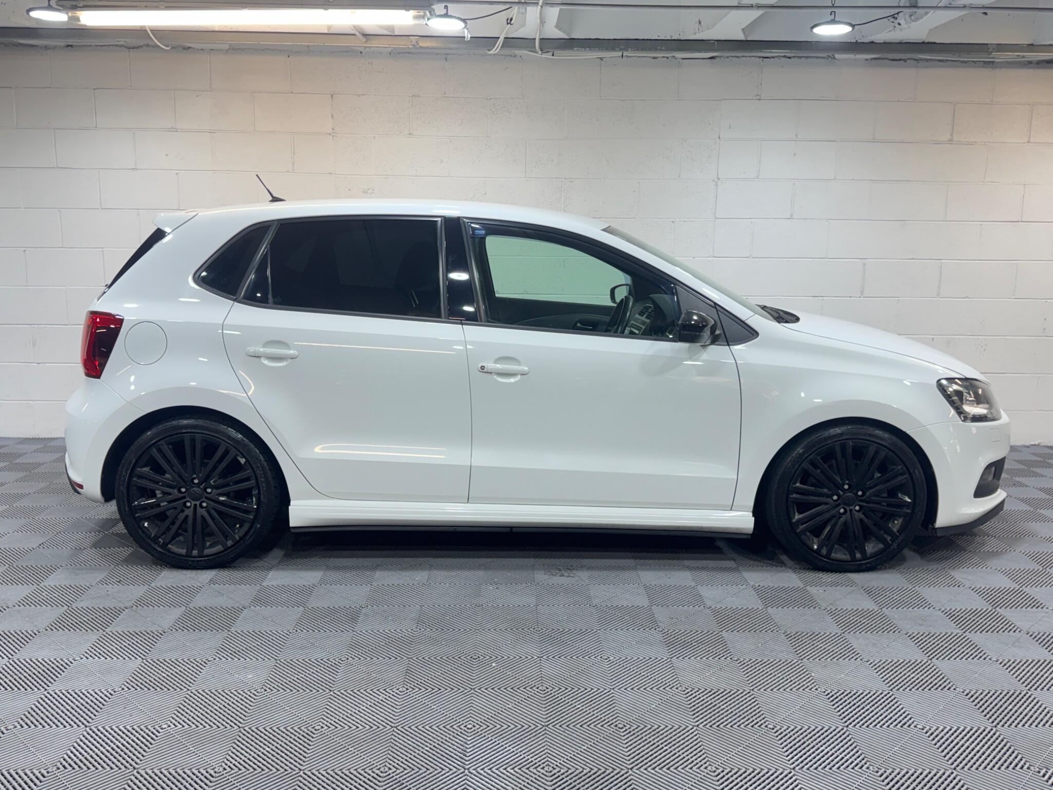 Volkswagen Polo - Image 5
