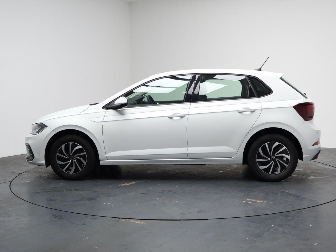 Volkswagen Polo - Image 17