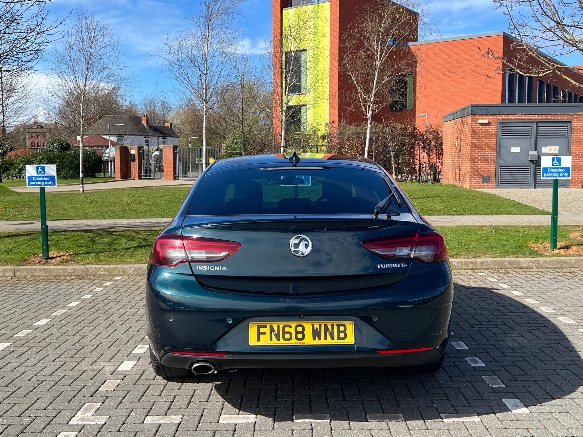 Vauxhall Insignia - Image 5