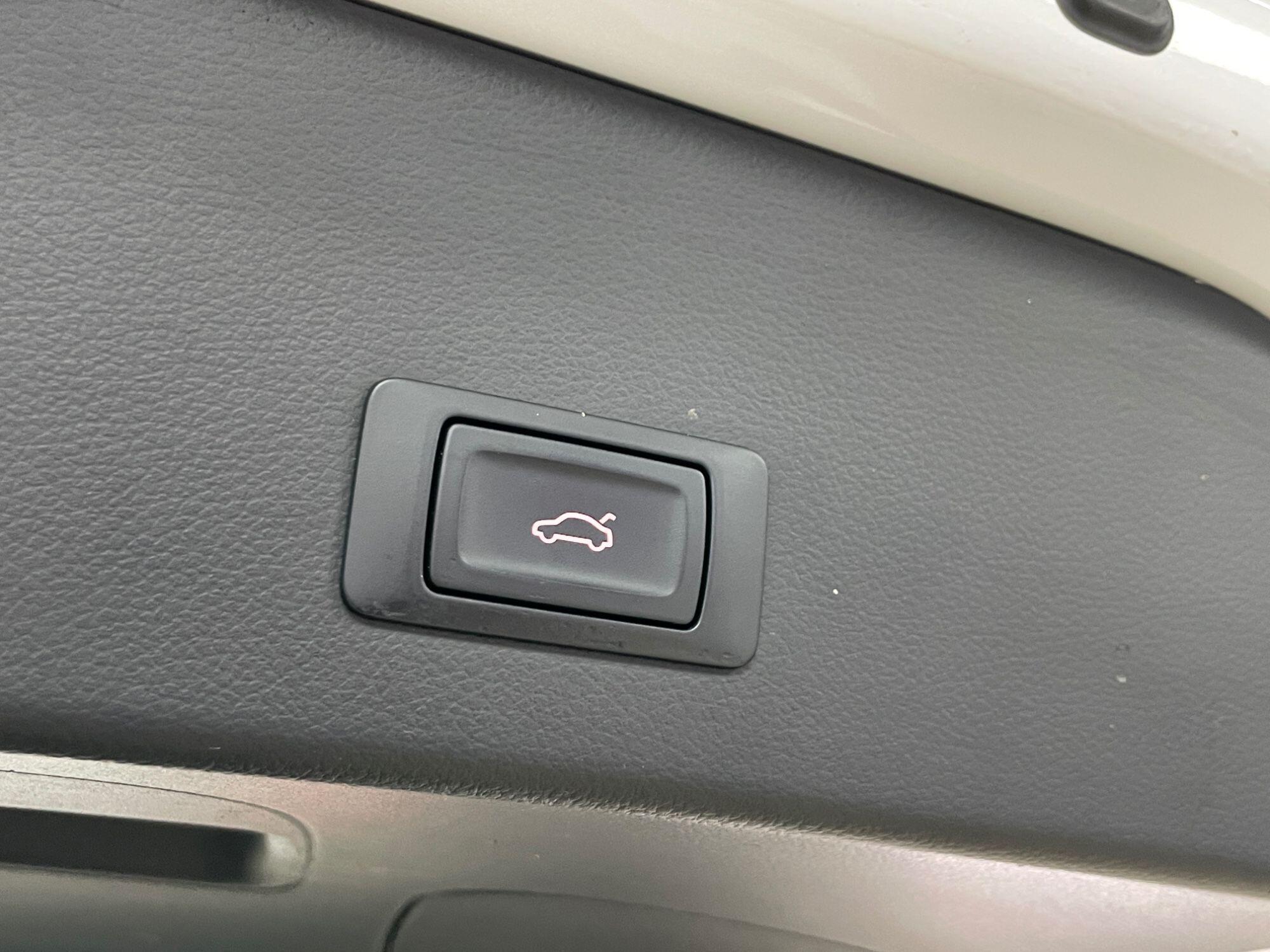 Audi A6 Avant - Image 19