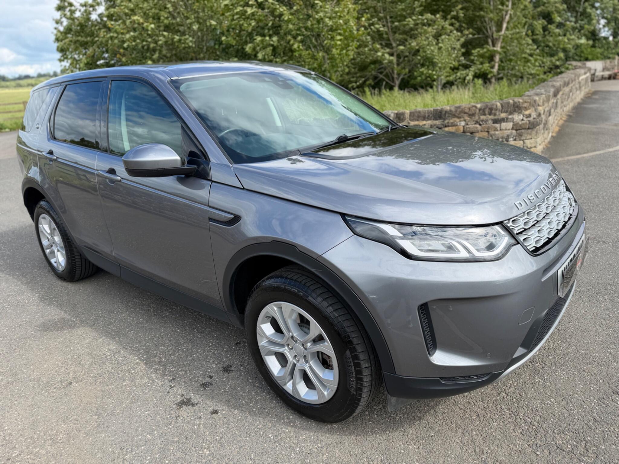 Land Rover DISCOVERY SPORT - Image 3