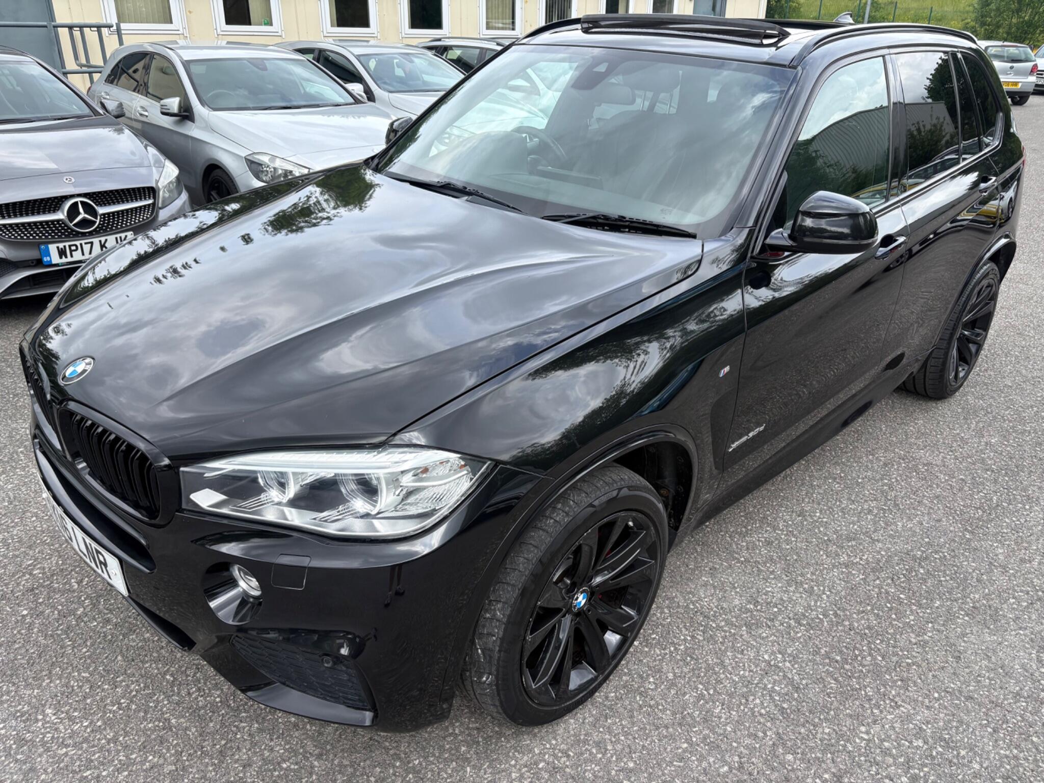 BMW X5 - Image 8