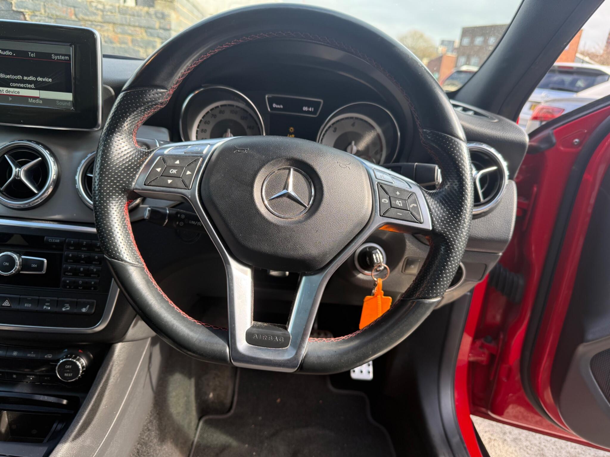 Mercedes GLA - Image 17