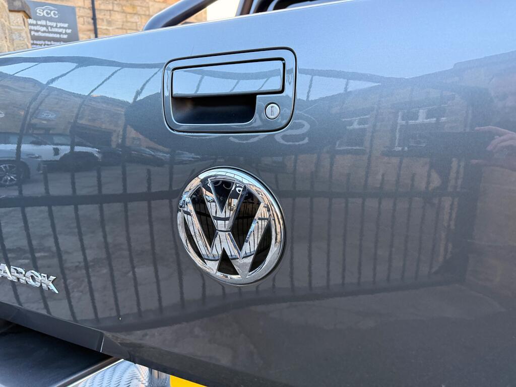 Volkswagen Amarok - Image 15