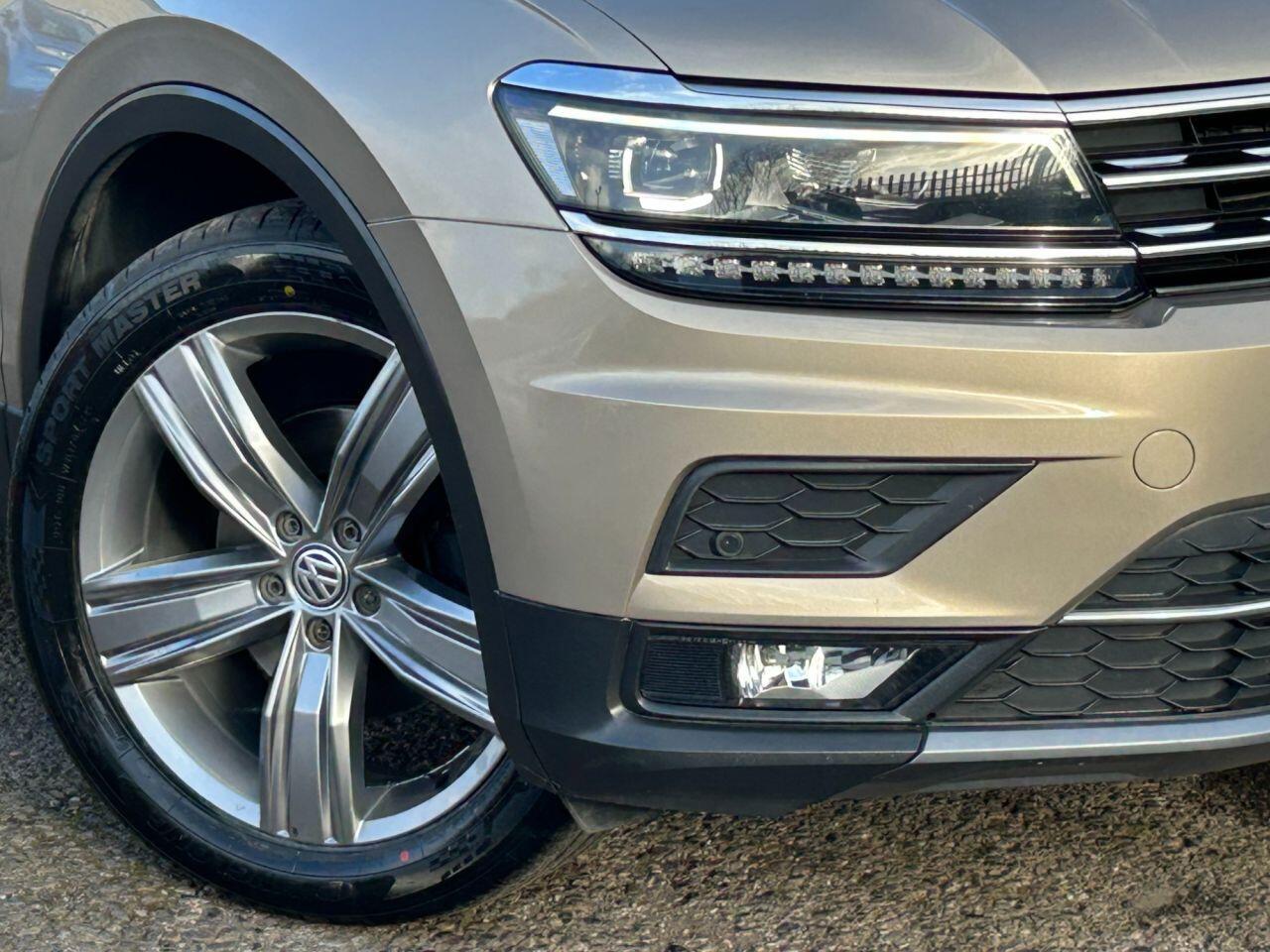 Volkswagen Tiguan - Image 5