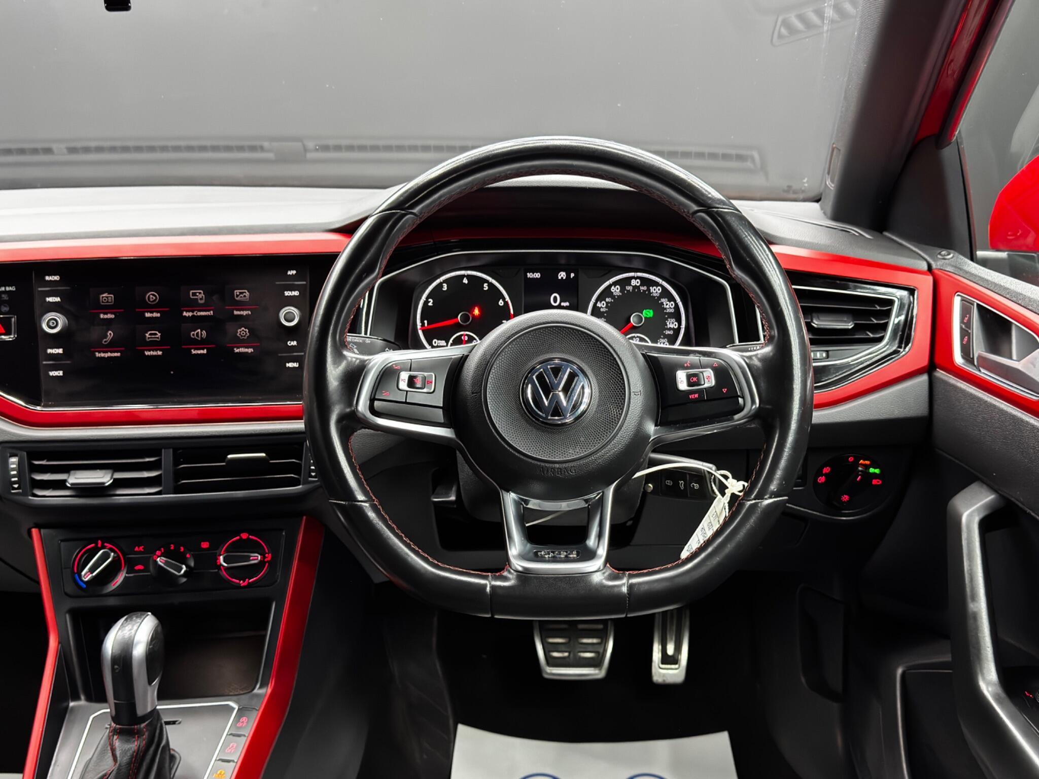 Volkswagen Polo - Image 17