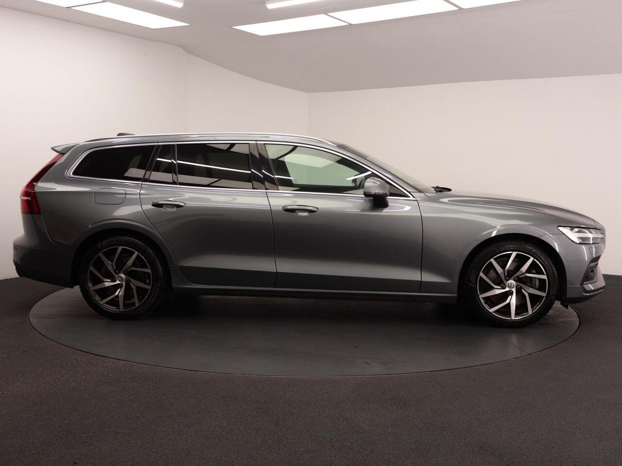 Volvo V60 - Image 14