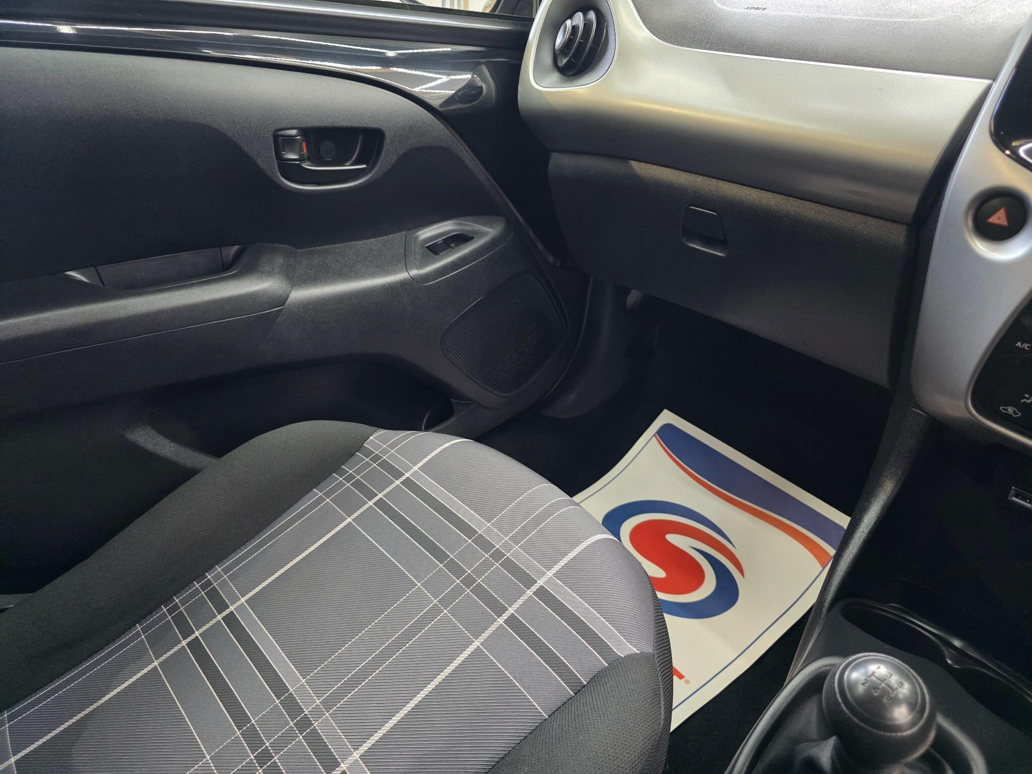 Peugeot 108 - Image 16