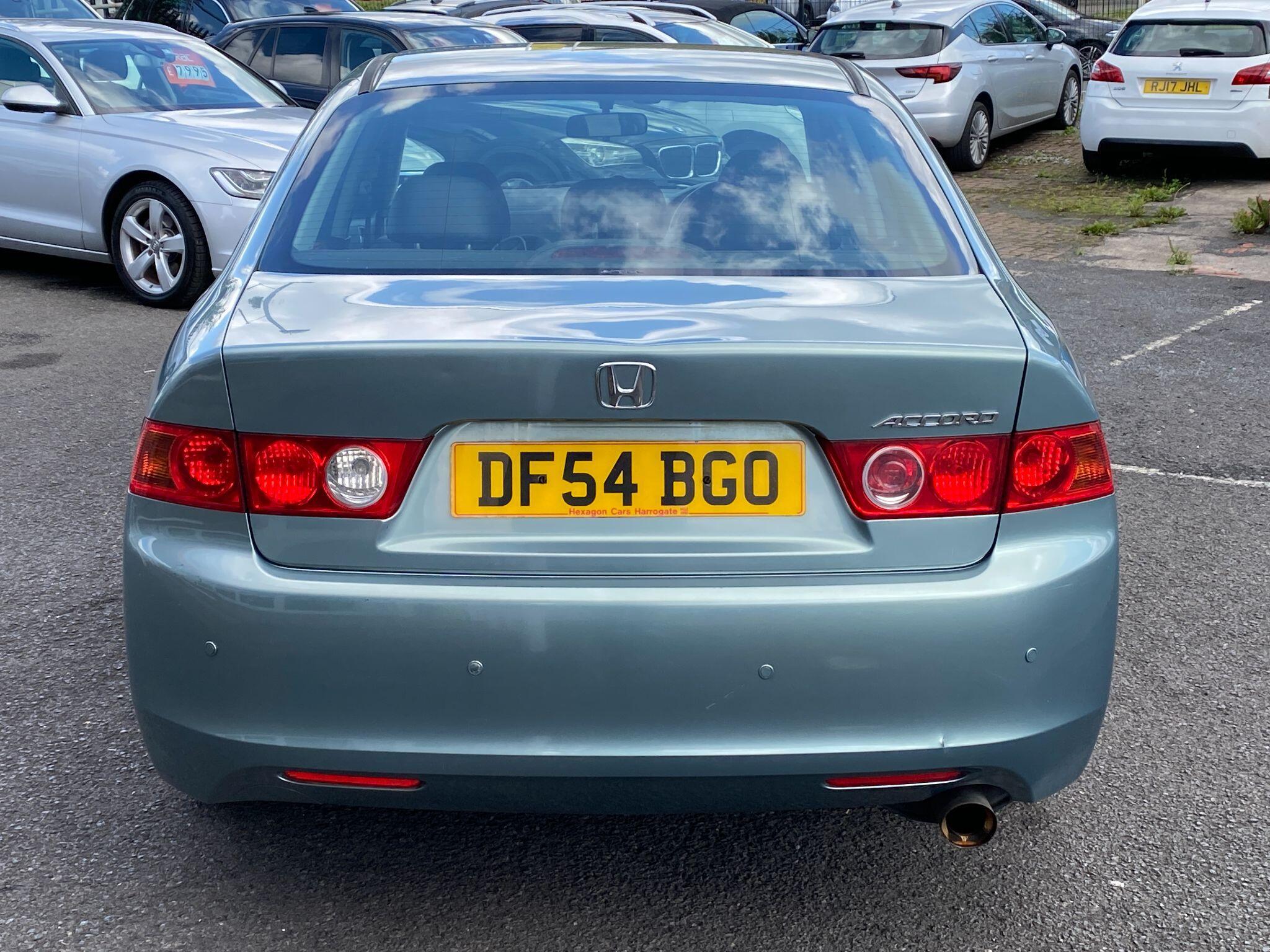 Honda Accord - Image 17