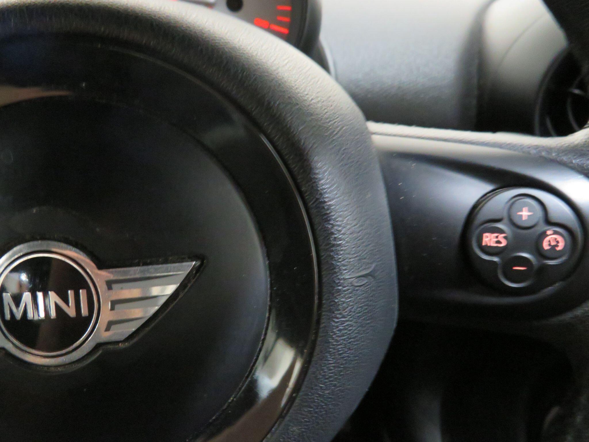 MINI Countryman - Image 14
