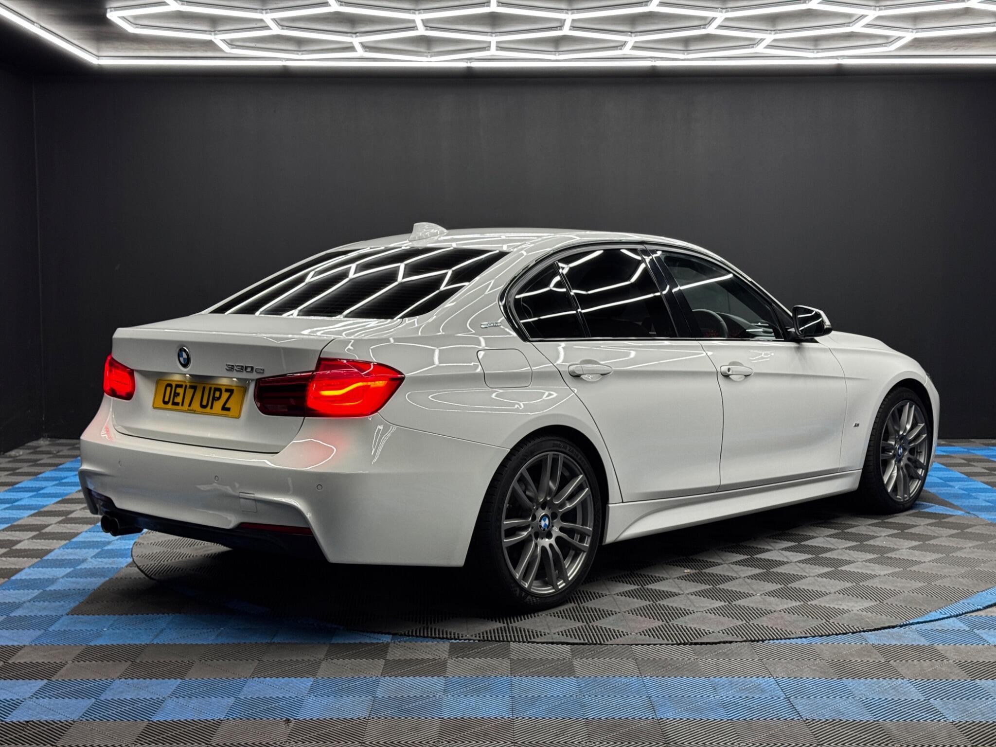 BMW 3 Series - Image 5