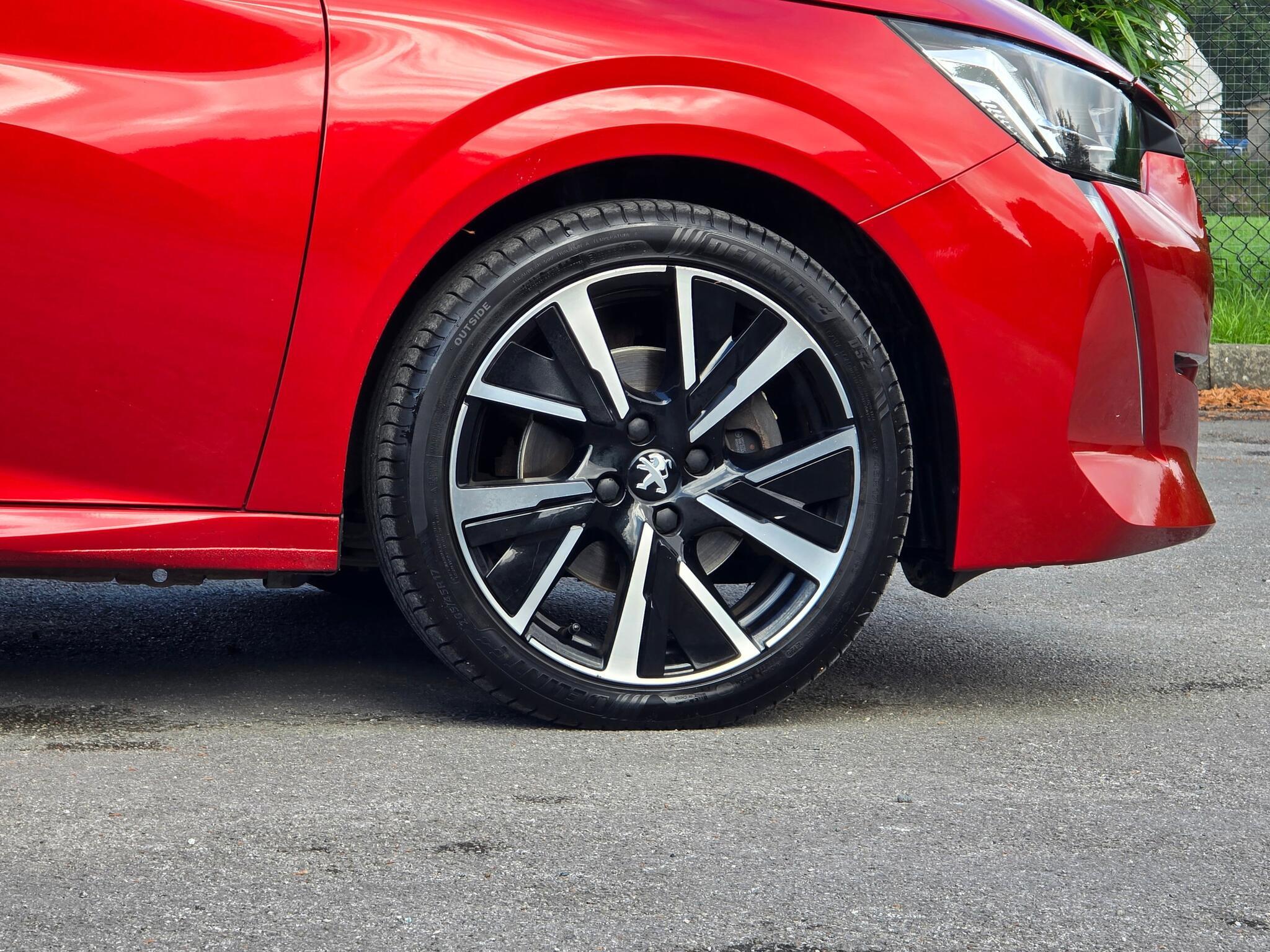 Peugeot 208 - Image 19
