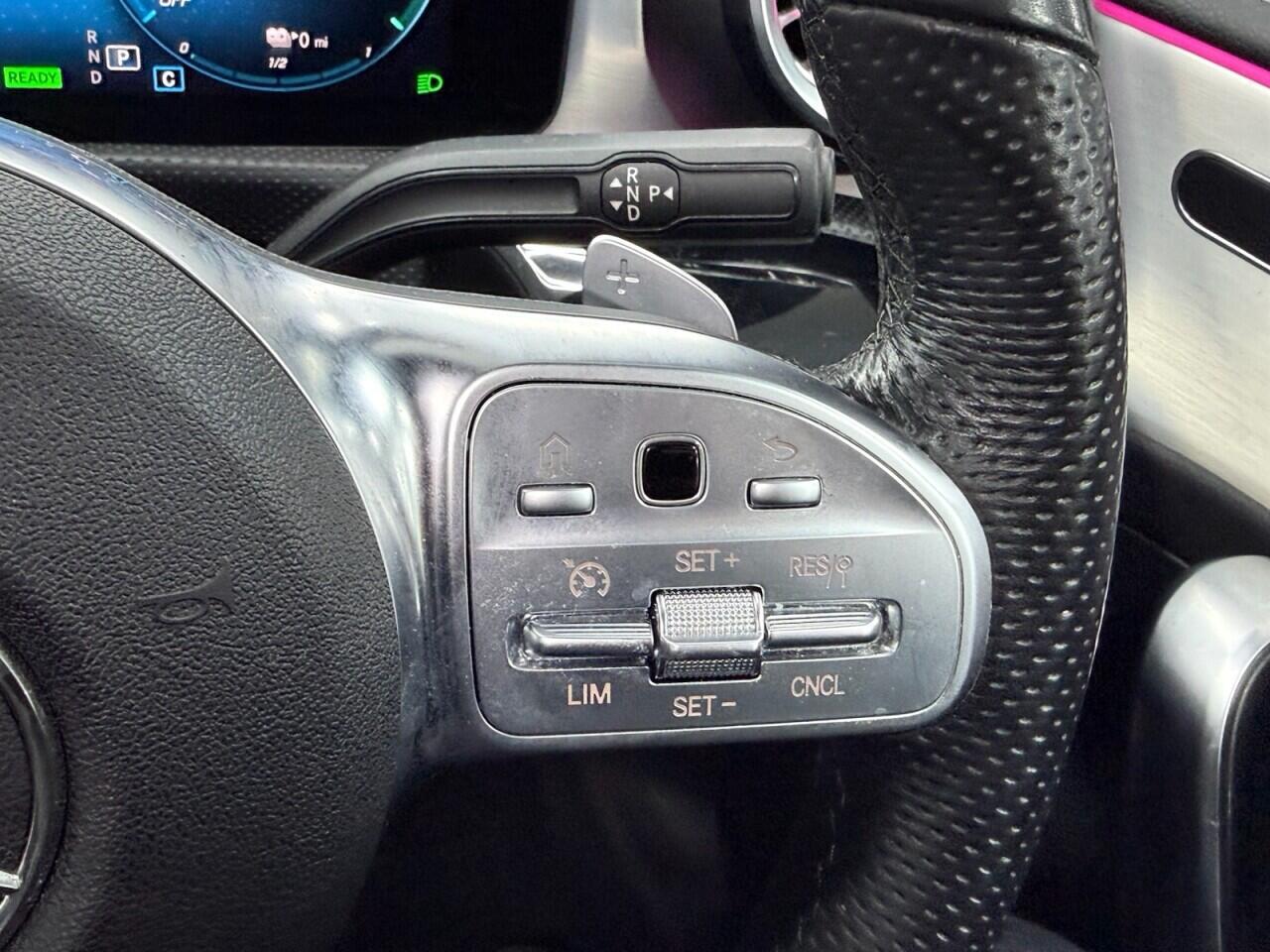 Mercedes CLA - Image 19