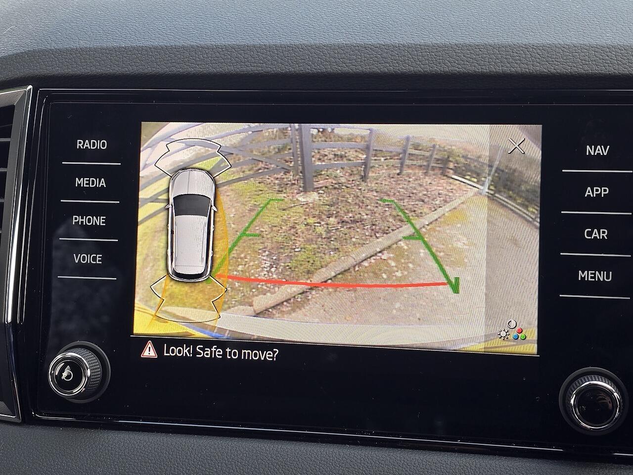 Skoda Karoq - Image 18