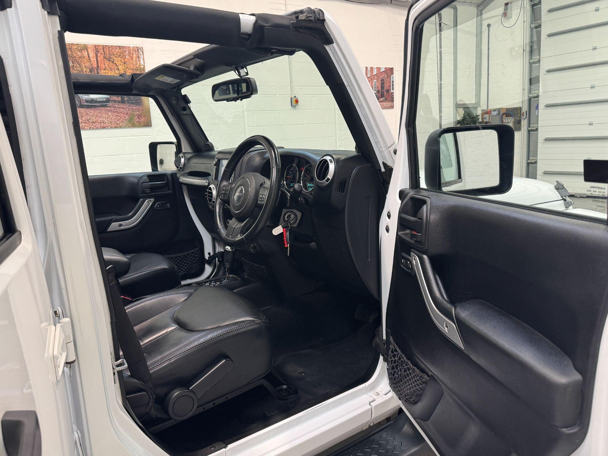 Jeep Wrangler - Image 29