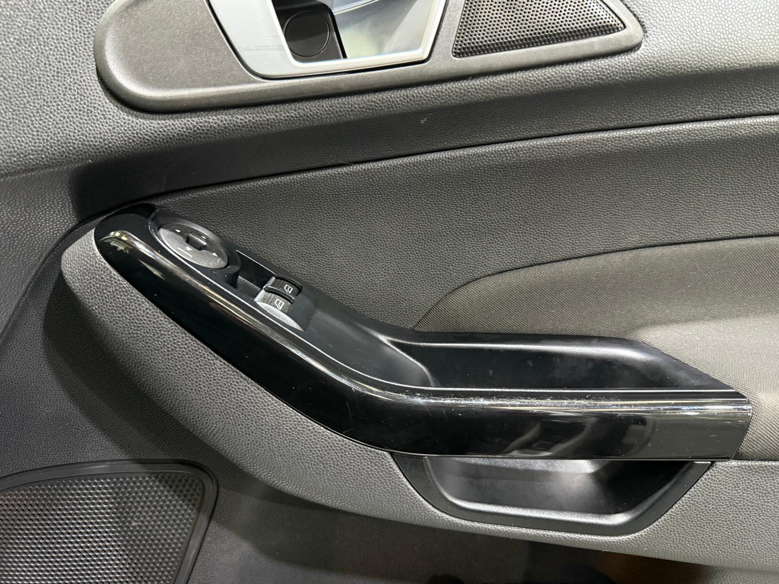 Ford Fiesta - Image 41