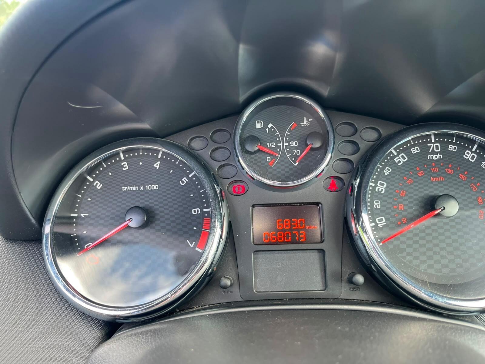 Peugeot 207 CC - Image 20