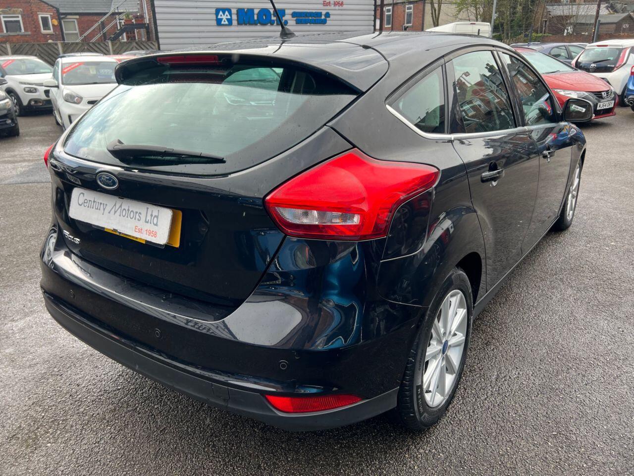 Ford Focus - Image 5