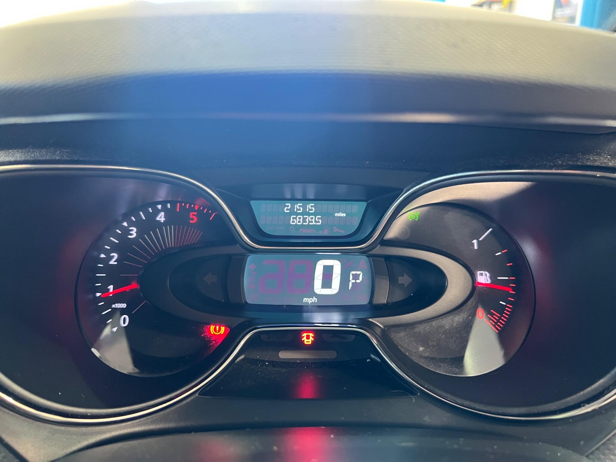 Renault Captur - Image 24