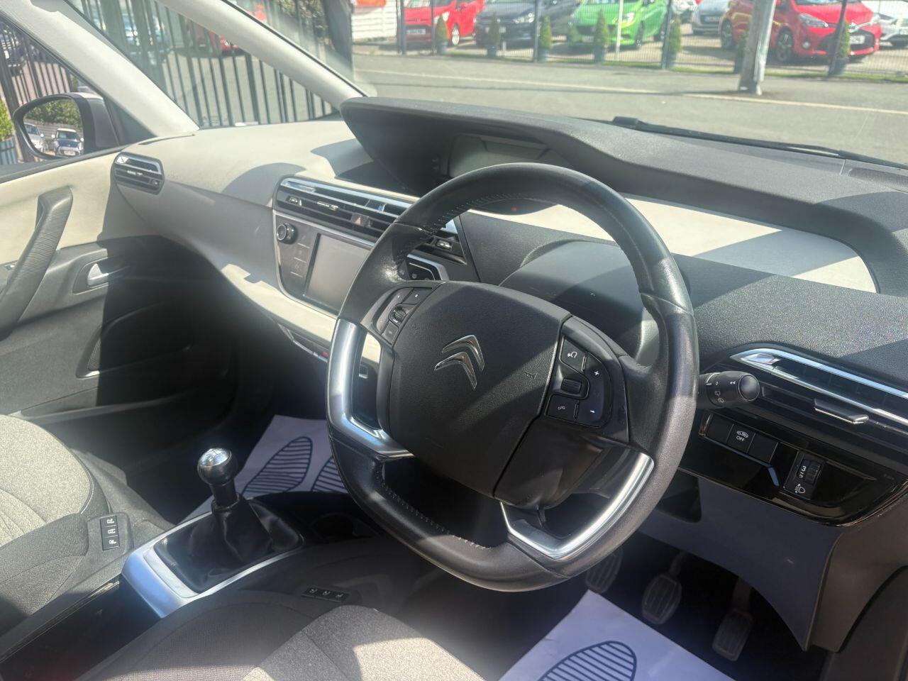 Citroen Grand C4 Picasso - Image 19