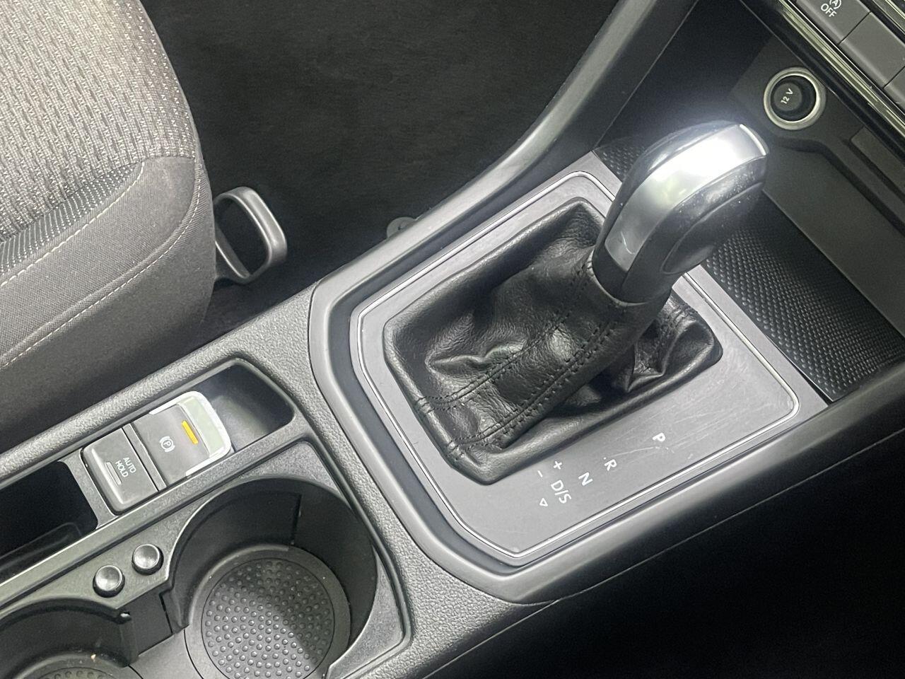 Volkswagen Touran - Image 19