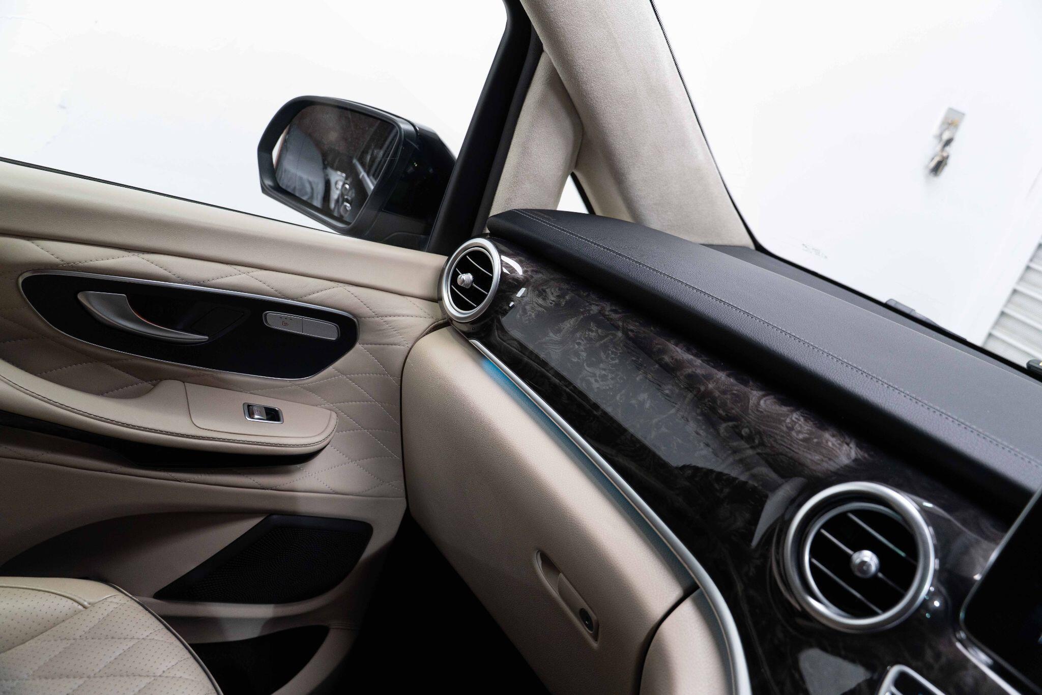 Mercedes V Class - Image 7