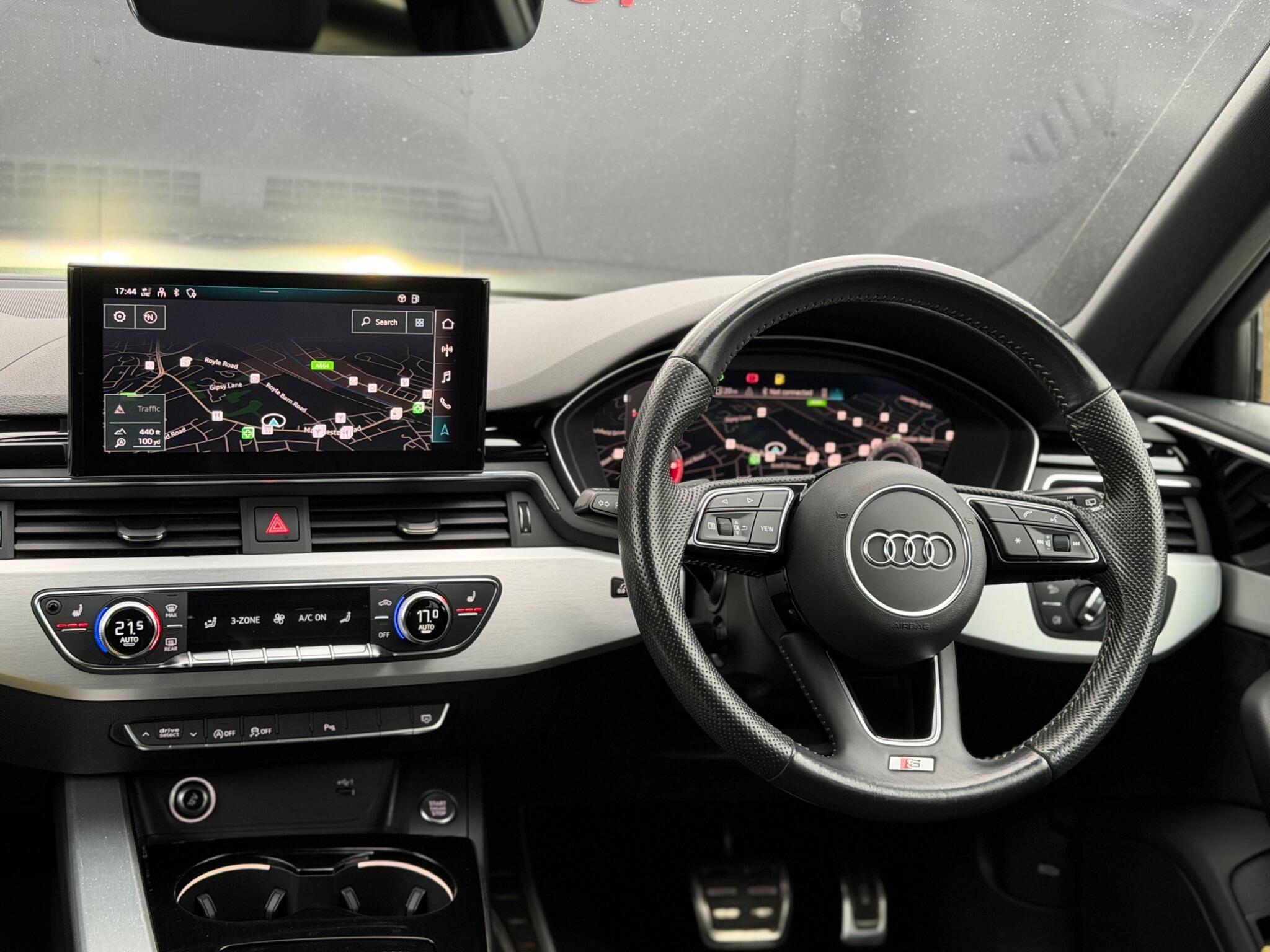 Audi A4 Avant - Image 56