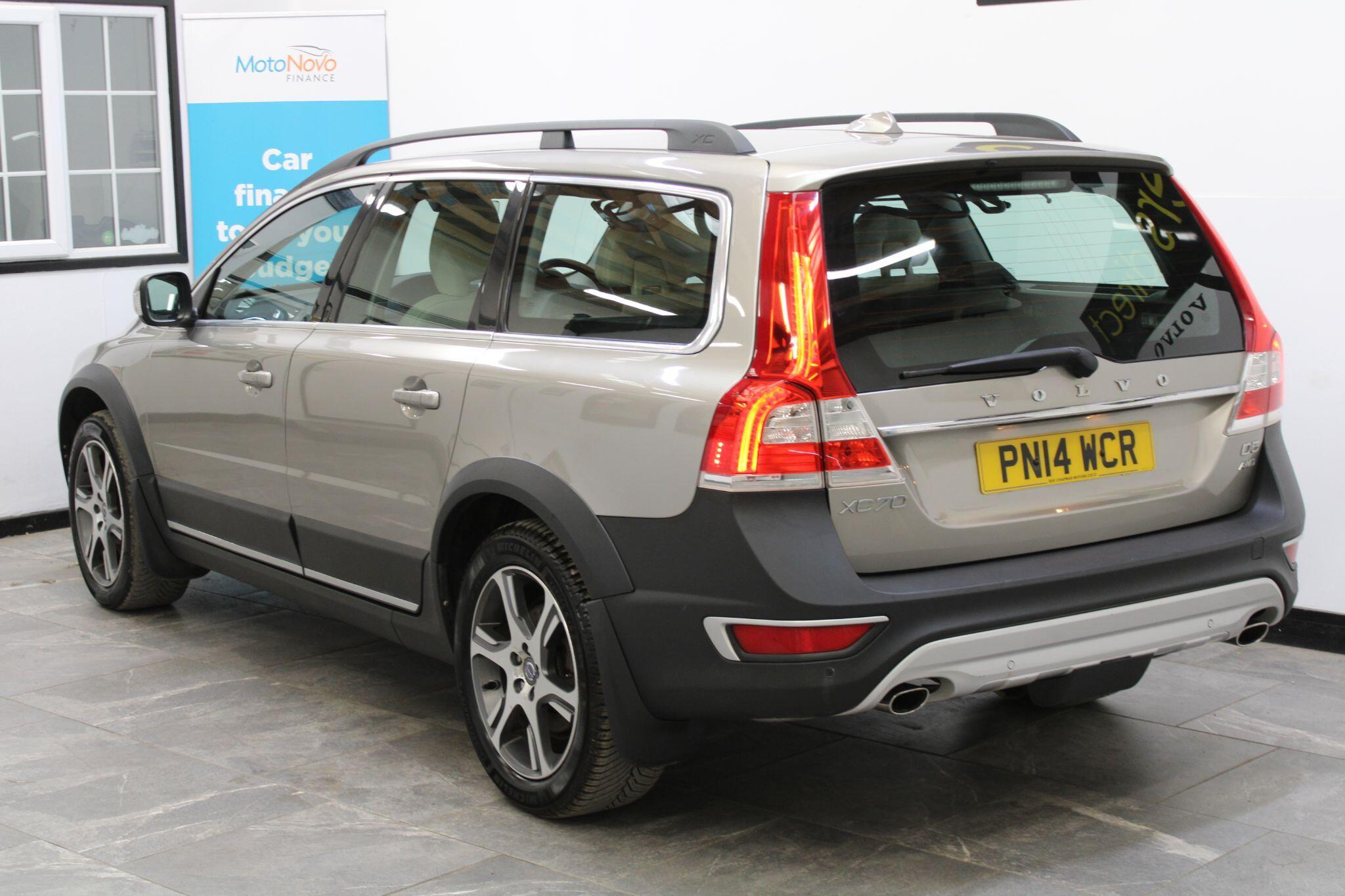 Volvo XC70 - Image 19