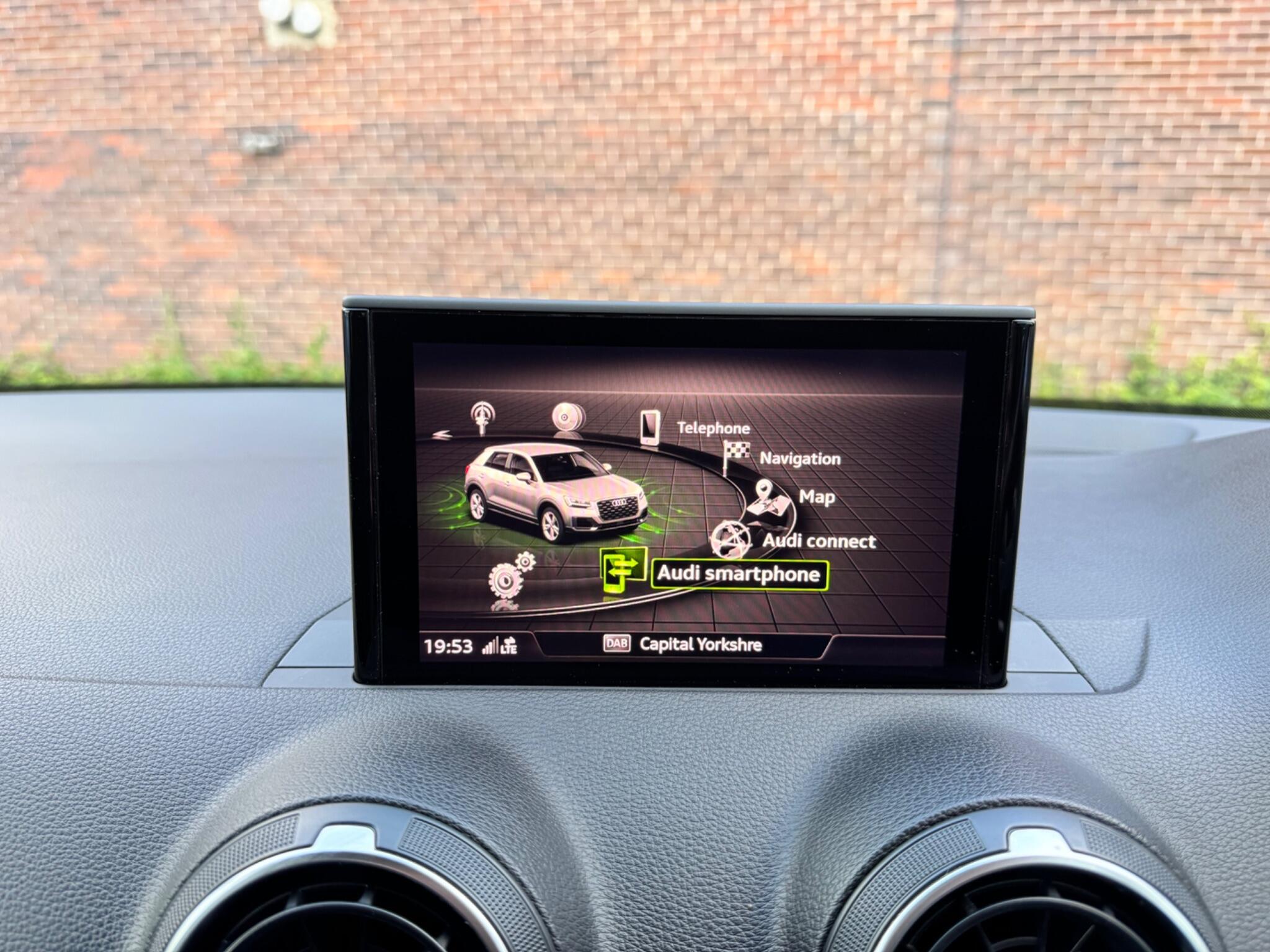 Audi Q2 - Image 43