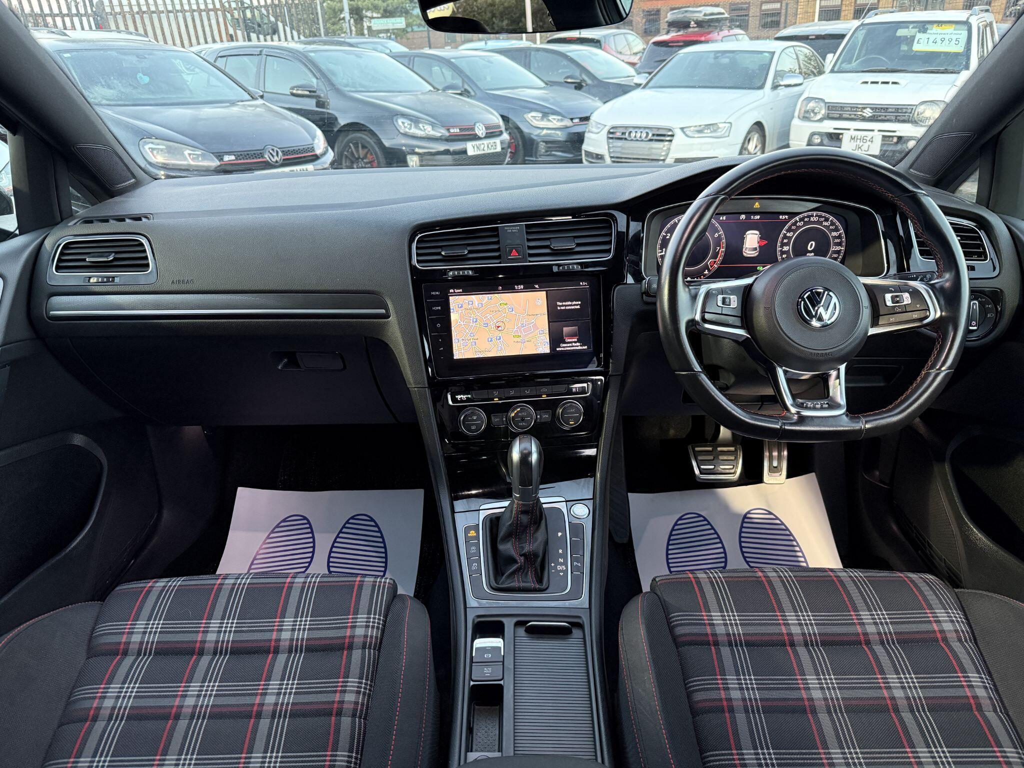 Volkswagen Golf - Image 3